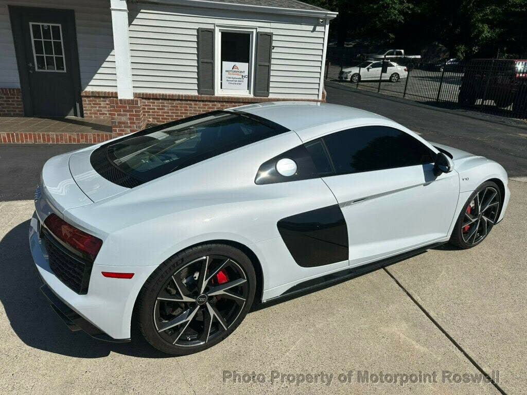 2023 Audi R8 V10 Performance Coupe RWD photo 3 of 24