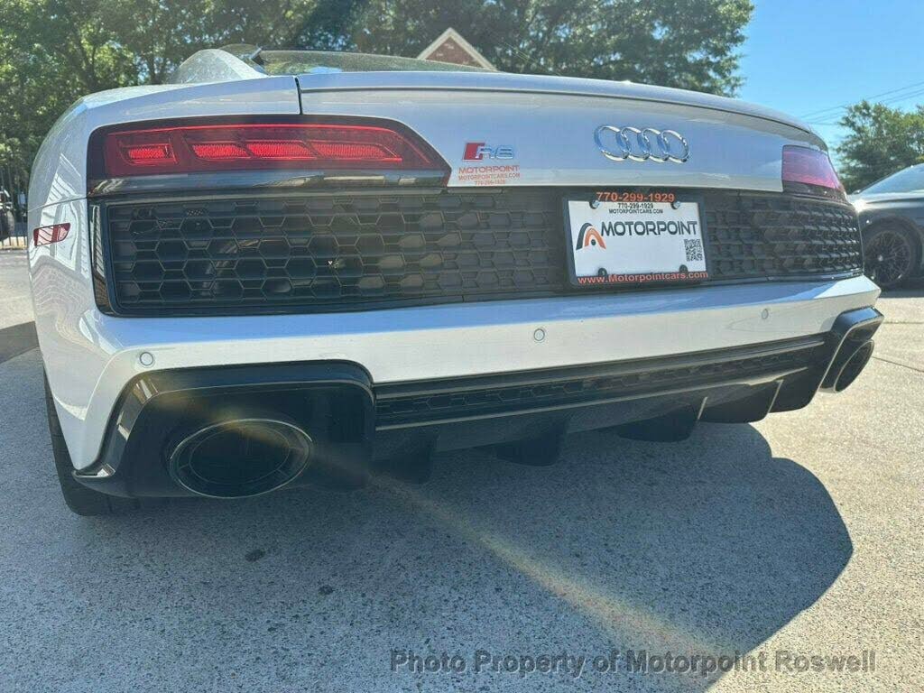 2023 Audi R8 V10 Performance Coupe RWD photo 10 of 24