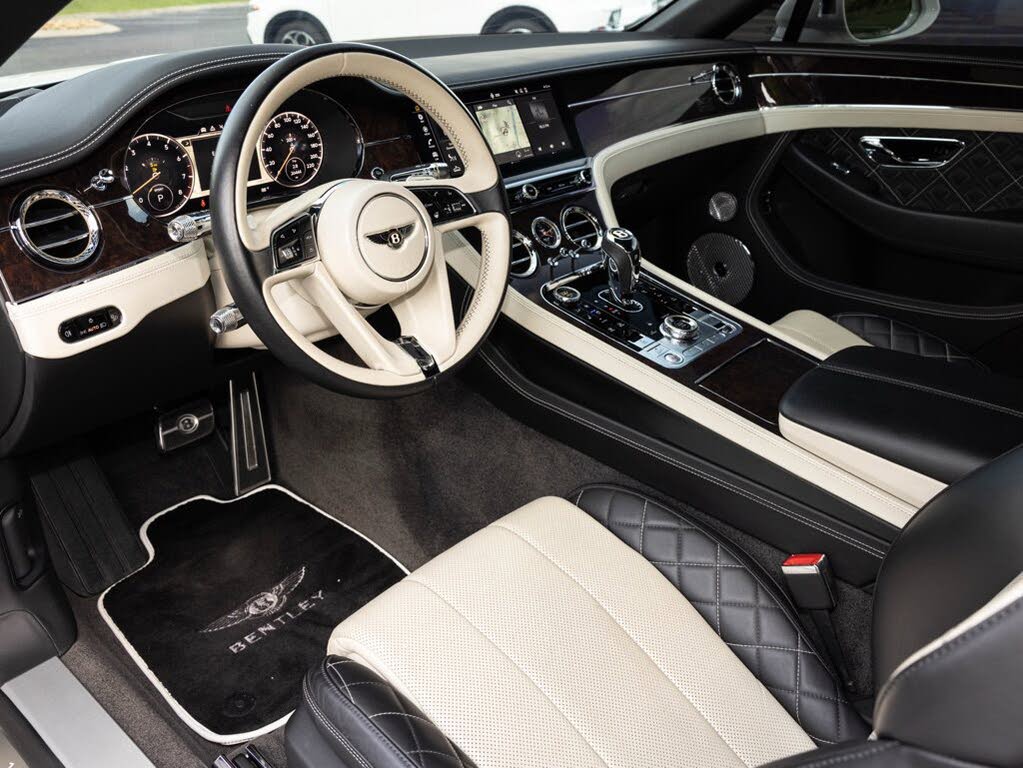 2020 Bentley Continental GT V8 AWD photo 2
