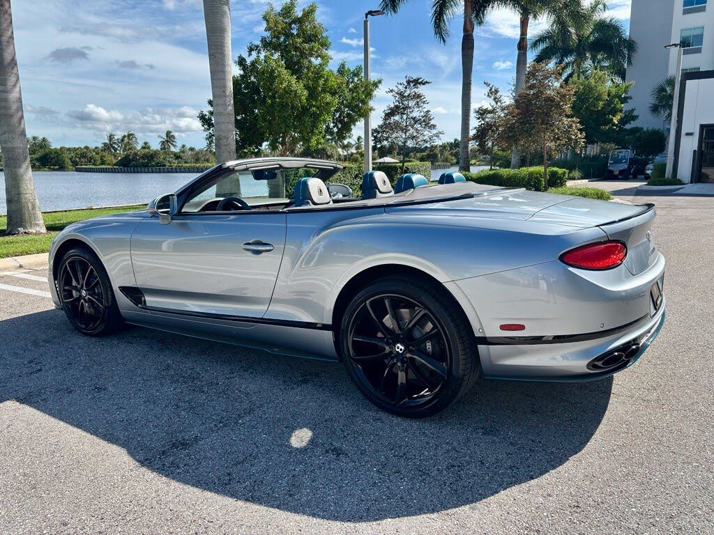 2022 Bentley Continental GTC V8 AWD photo 11