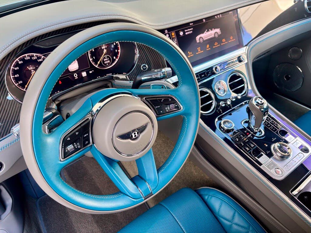 2022 Bentley Continental GTC V8 AWD photo 16