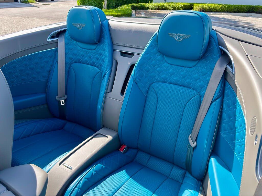 2022 Bentley Continental GTC V8 AWD photo 22