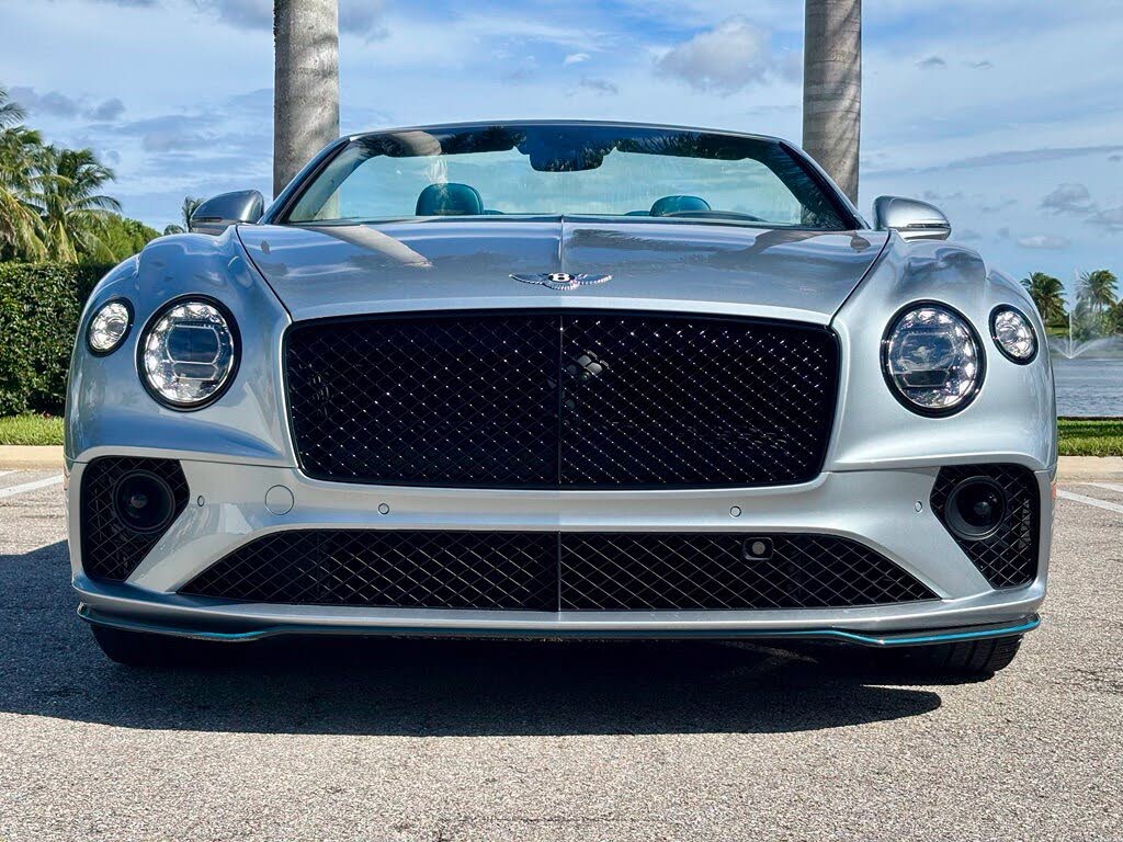 2022 Bentley Continental GTC V8 AWD photo 4