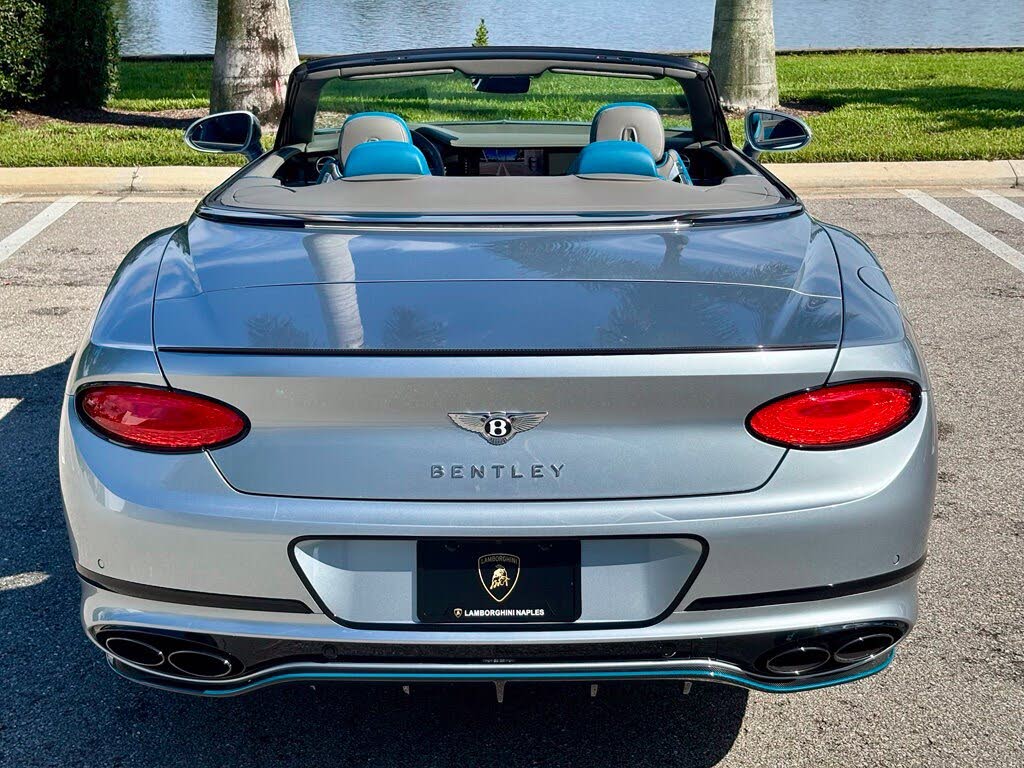 2022 Bentley Continental GTC V8 AWD photo 9