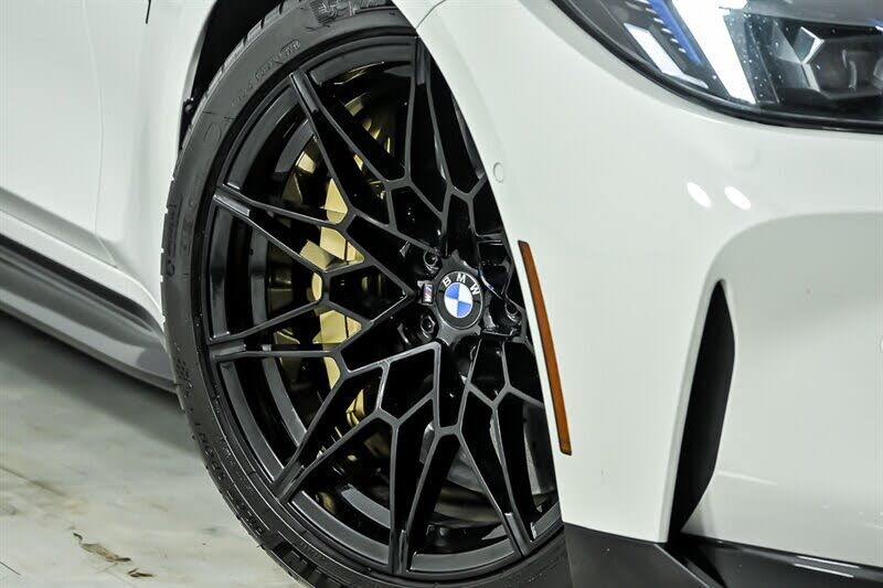 2025 BMW M3 Competition RWD photo 4