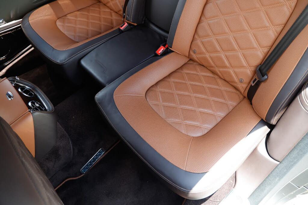 2016 Bentley Mulsanne Speed RWD photo 12