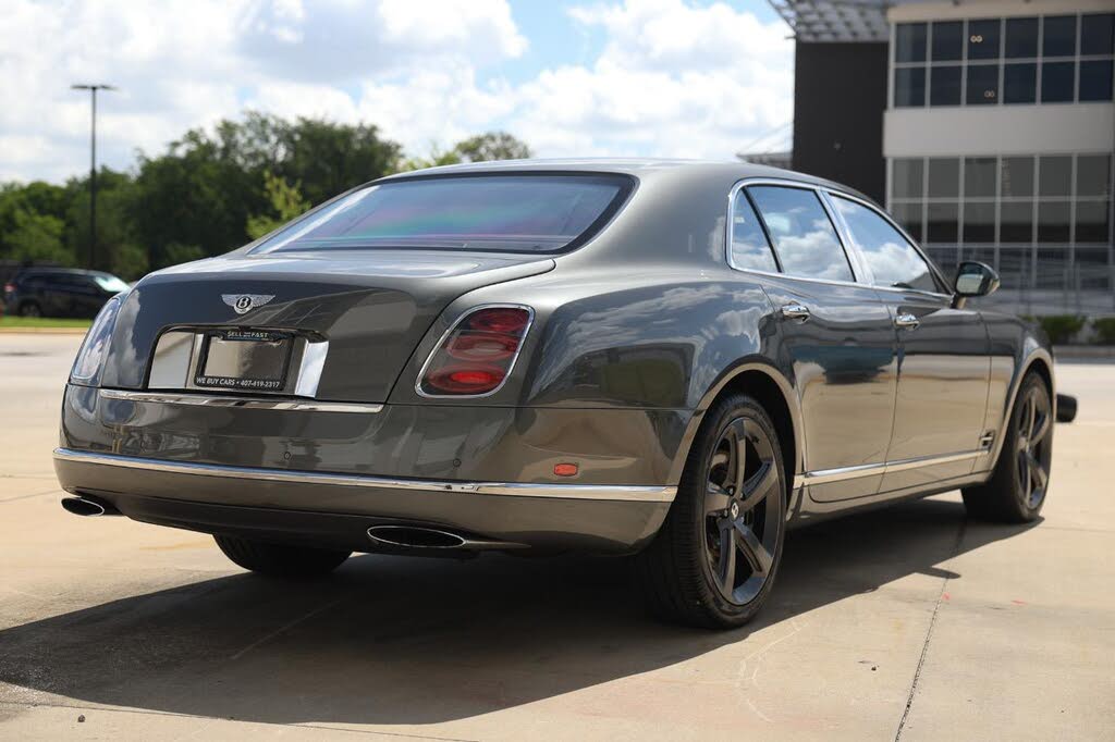2016 Bentley Mulsanne Speed RWD photo 13