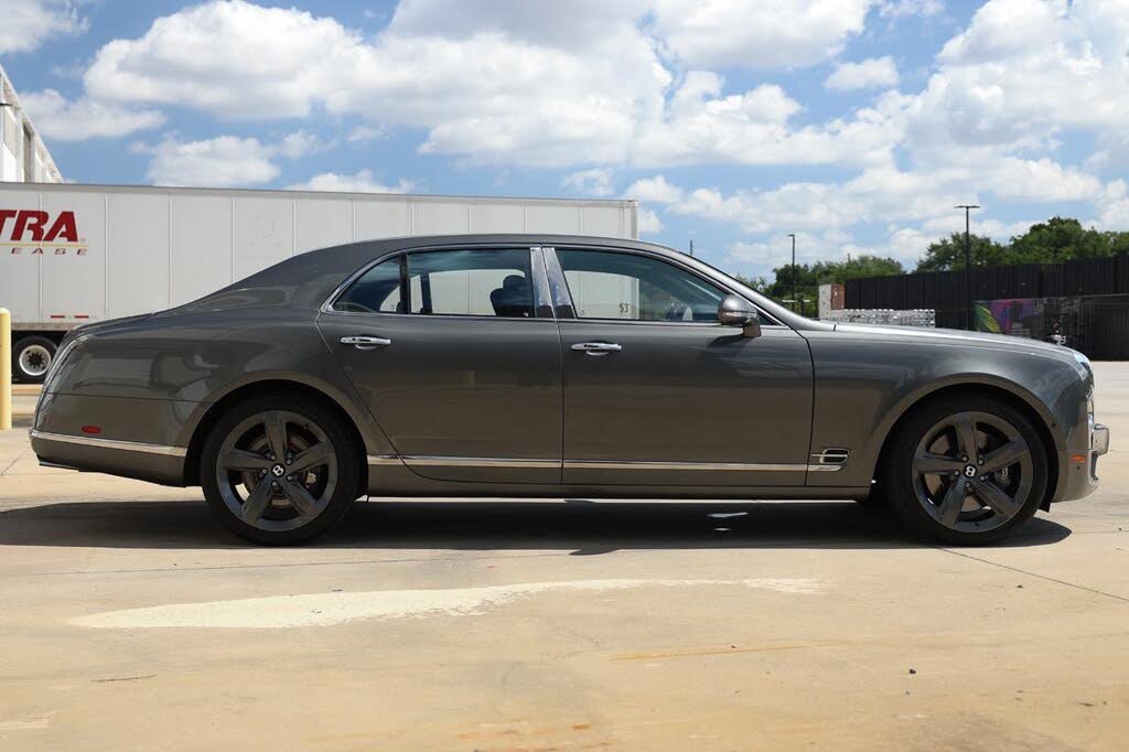 2016 Bentley Mulsanne Speed RWD photo 15