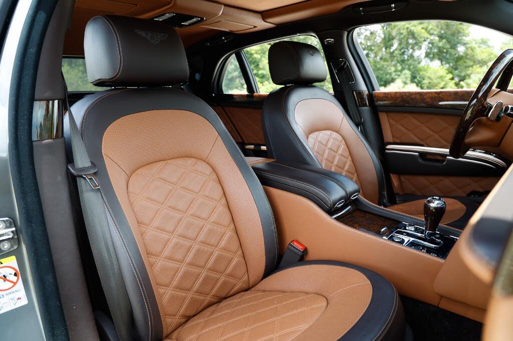 2016 Bentley Mulsanne Speed RWD photo 18