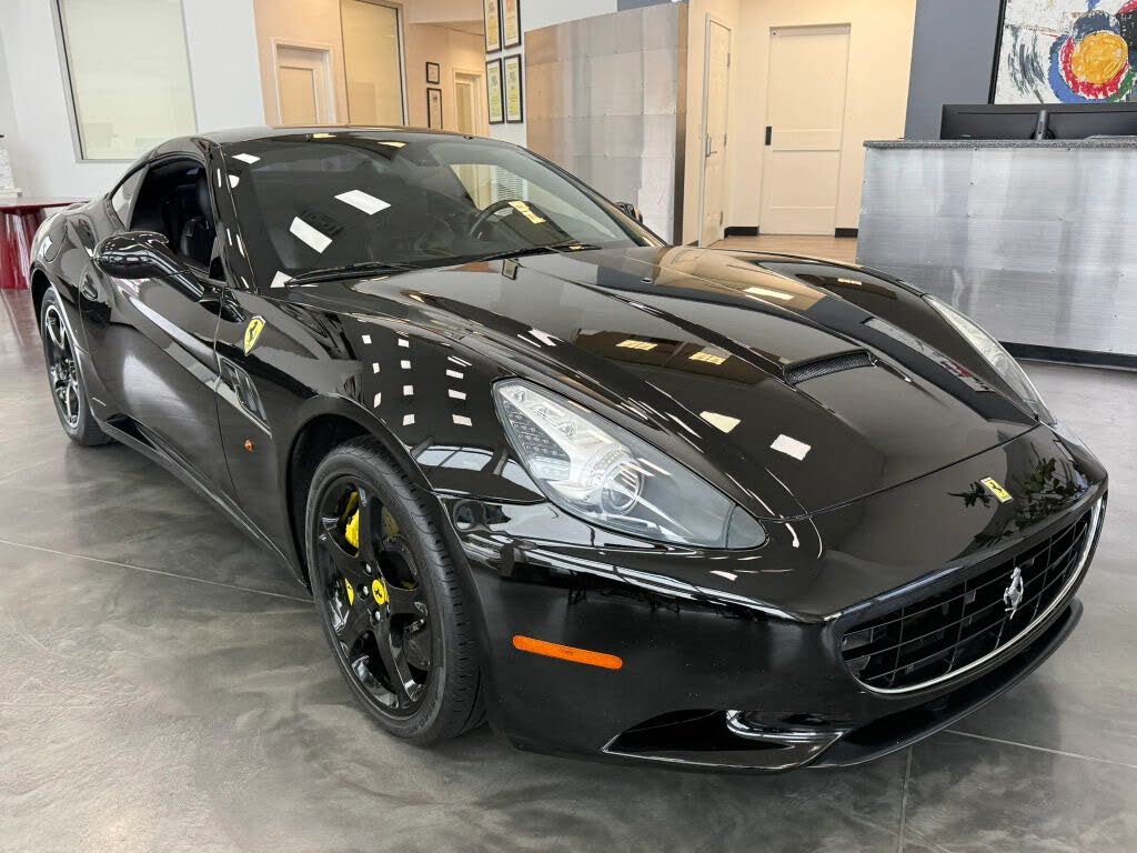 2010 Ferrari California GT Convertible photo 5