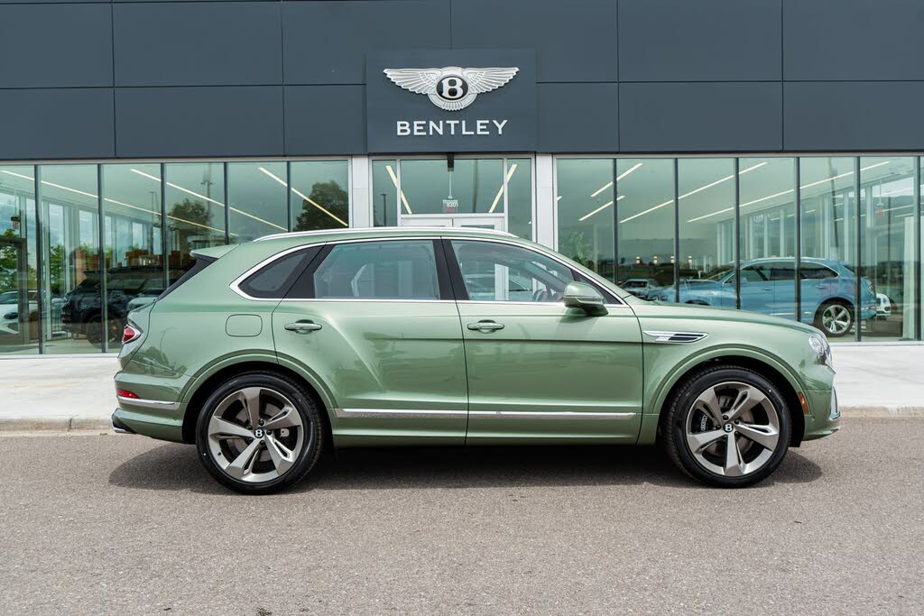 2026 Bentley Bentayga V8 AWD photo 14