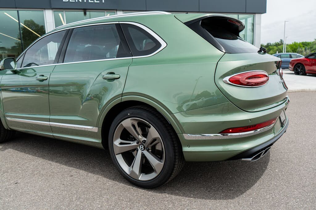 2026 Bentley Bentayga V8 AWD photo 9