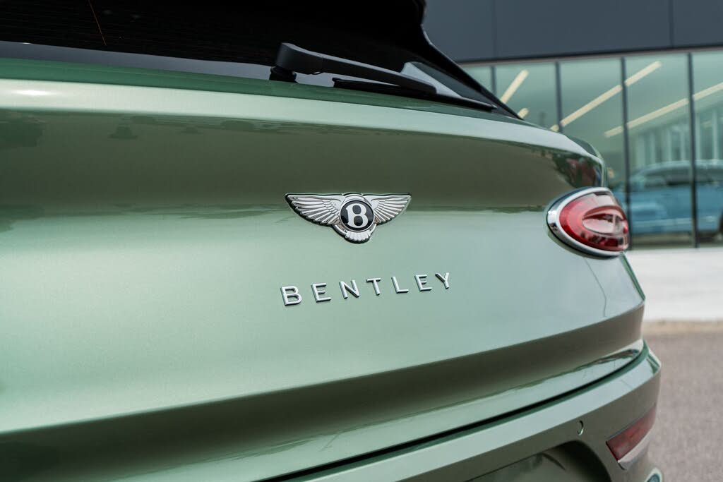 2026 Bentley Bentayga V8 AWD photo 10