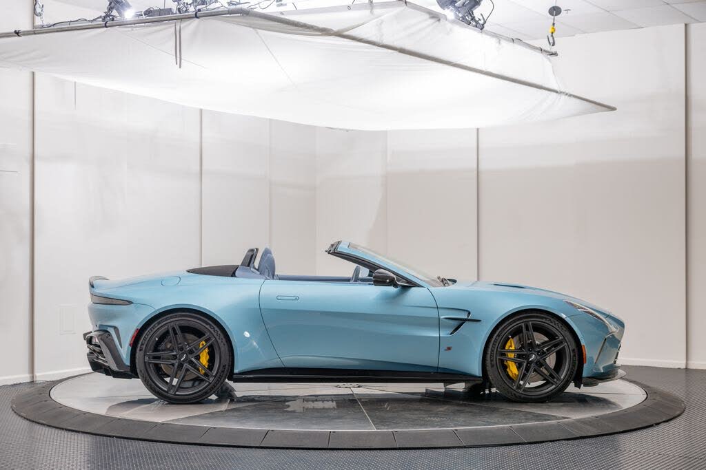 2026 Aston Martin Vantage S Roadster RWD photo 9