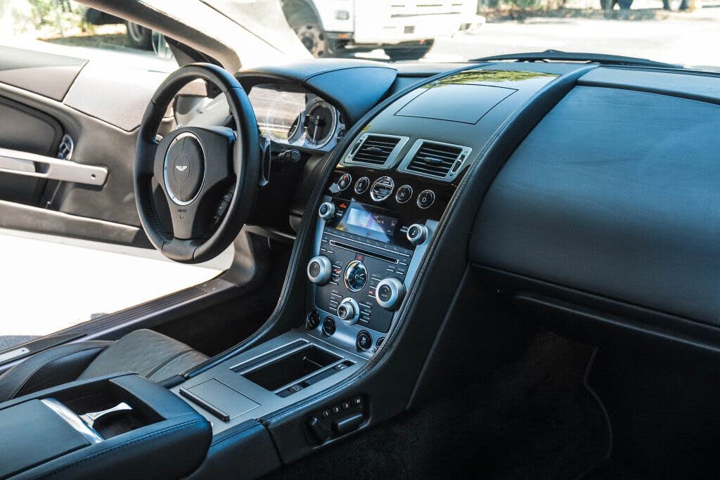 2011 Aston Martin DB9 Coupe RWD photo 21