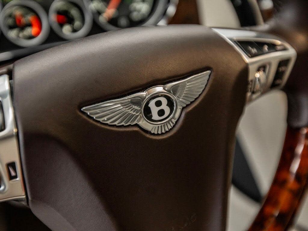 2015 Bentley Flying Spur V8 AWD photo 22