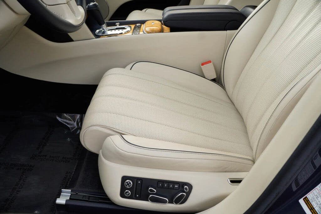 2014 Bentley Flying Spur W12 AWD photo 18