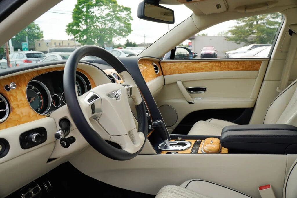 2014 Bentley Flying Spur W12 AWD photo 21