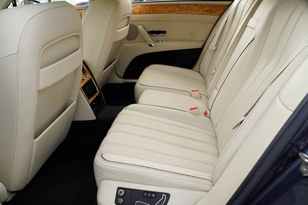 2014 Bentley Flying Spur W12 AWD photo 24