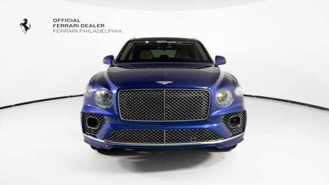 2021 Bentley Bentayga V8 AWD photo 2