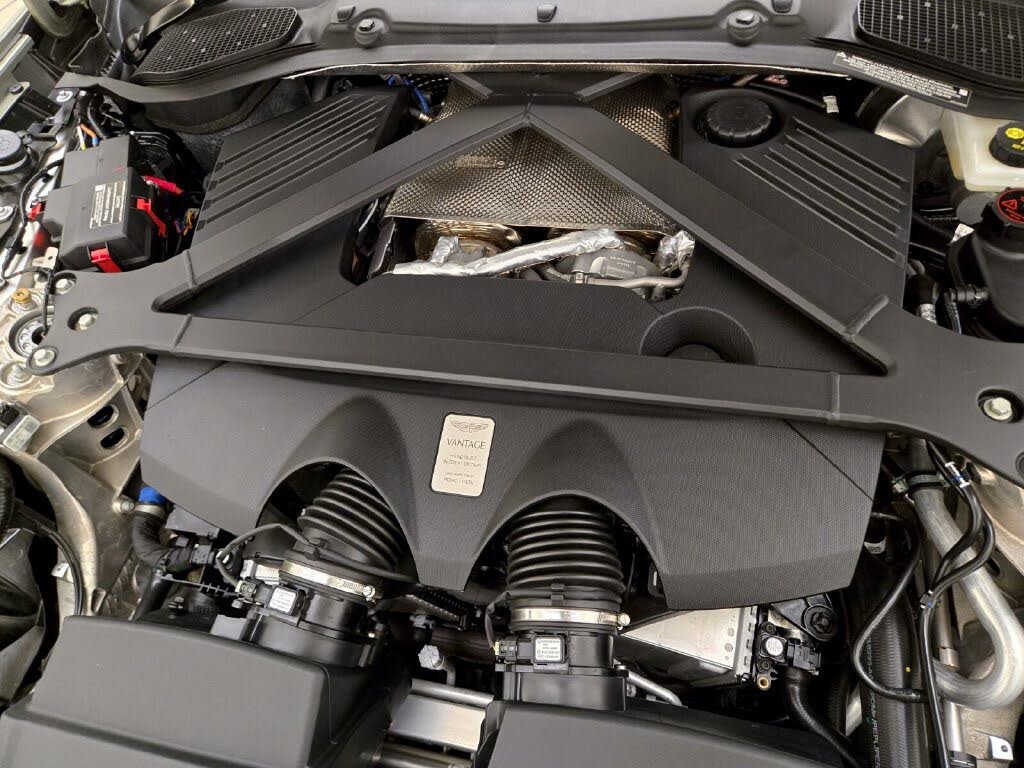 2025 Aston Martin Vantage Coupe RWD photo 24