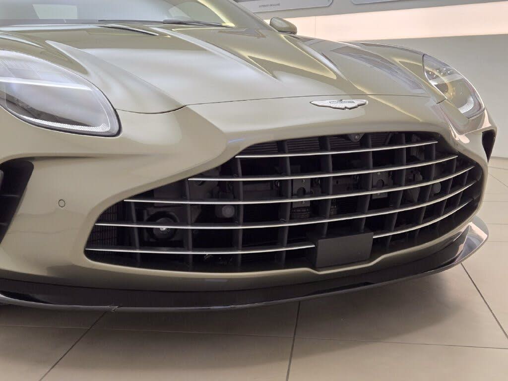 2025 Aston Martin Vantage Coupe RWD photo 4
