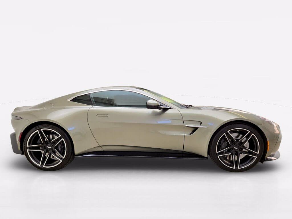 2025 Aston Martin Vantage Coupe RWD photo 6