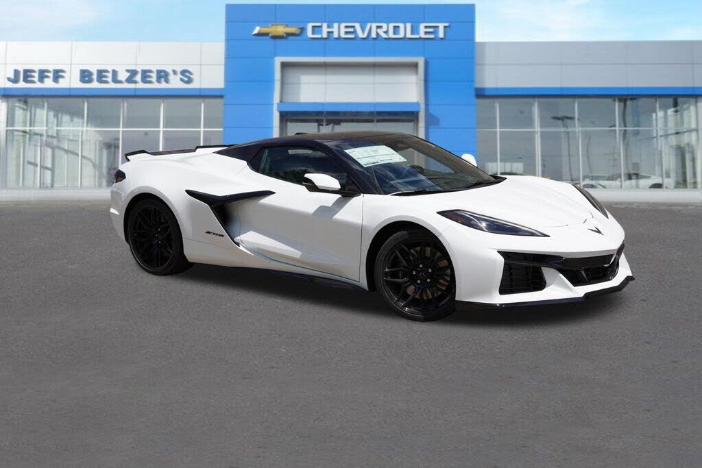 2026 Chevrolet Corvette Z06 1LZ Convertible RWD photo 2