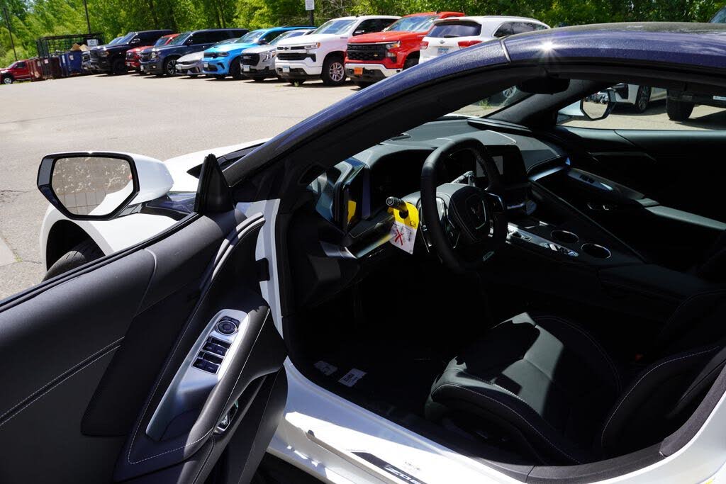 2026 Chevrolet Corvette Z06 1LZ Convertible RWD photo 16