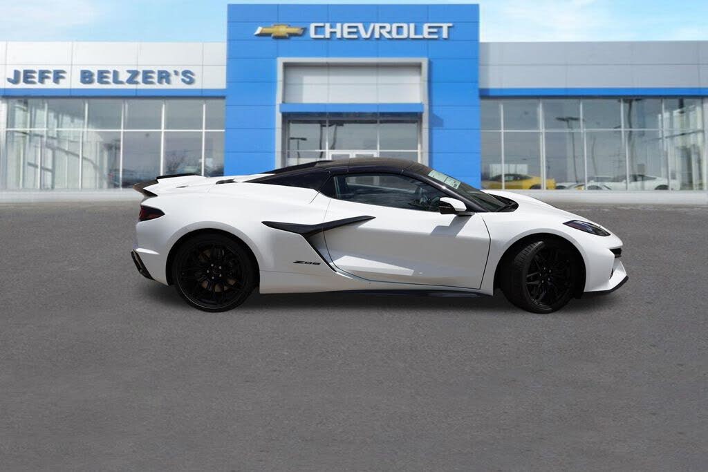 2026 Chevrolet Corvette Z06 1LZ Convertible RWD photo 3