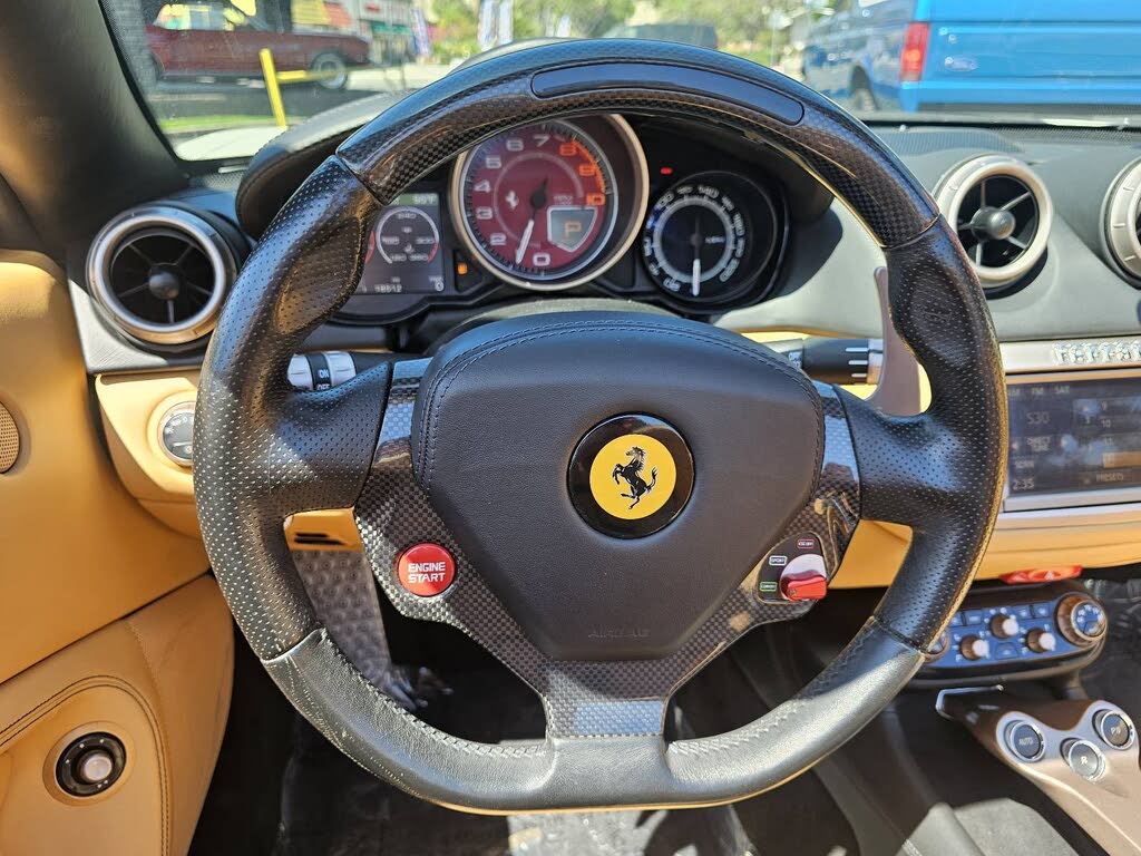 2012 Ferrari California Roadster photo 23