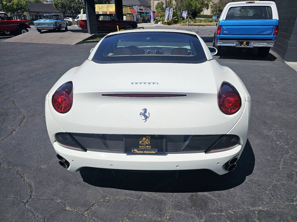 2012 Ferrari California Roadster photo 10