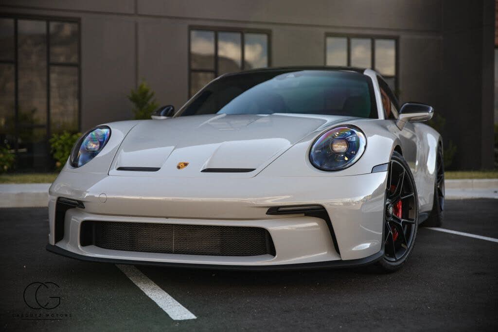 2022 Porsche 911 GT3 Coupe RWD photo 2