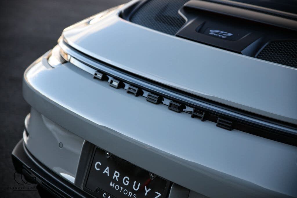 2022 Porsche 911 GT3 Coupe RWD photo 17