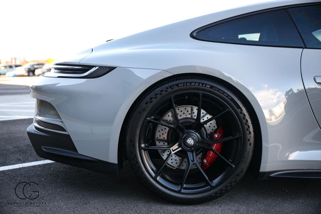 2022 Porsche 911 GT3 Coupe RWD photo 18