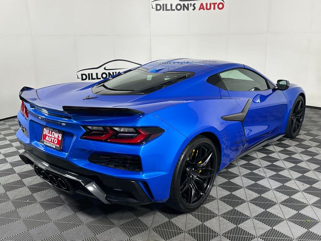 2025 Chevrolet Corvette Z06 2LZ Coupe RWD photo 14
