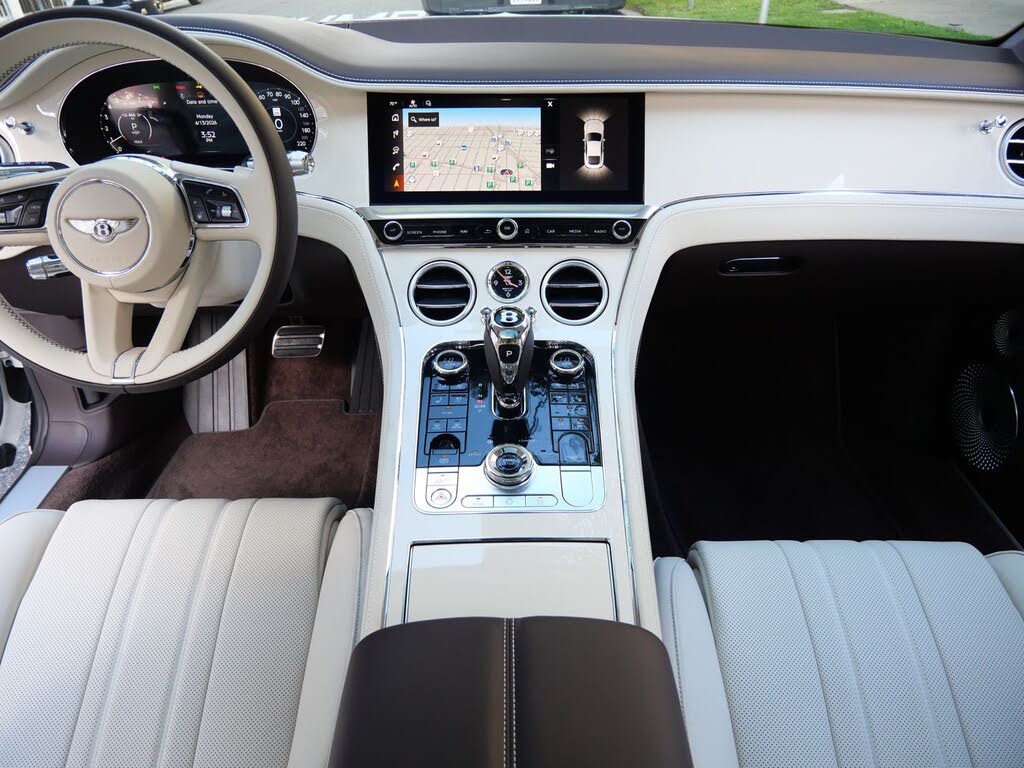 2026 Bentley Continental GT photo 4