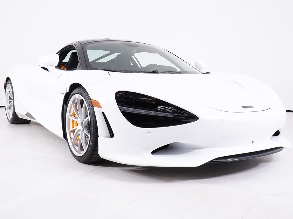 2027 McLaren 750S Coupe RWD photo 17