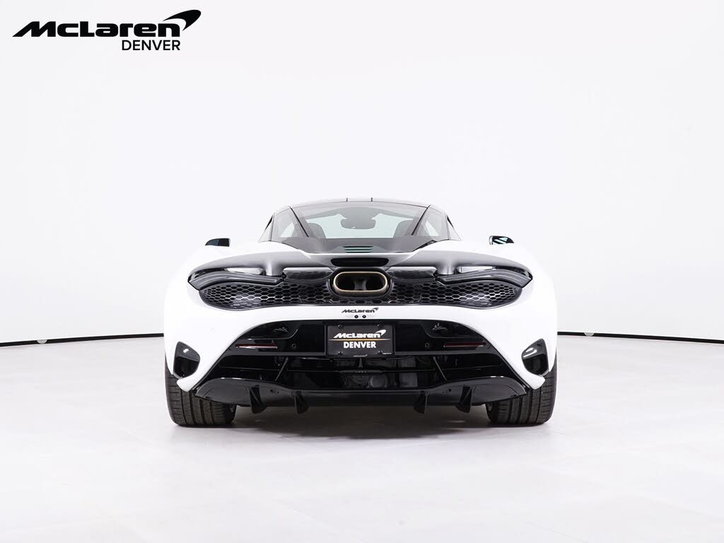 2027 McLaren 750S Coupe RWD photo 7
