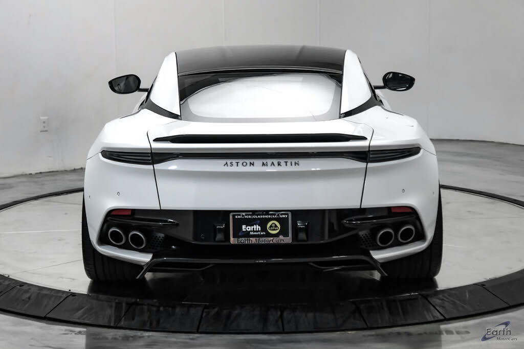 2023 Aston Martin DBS Superleggera Coupe RWD photo 15