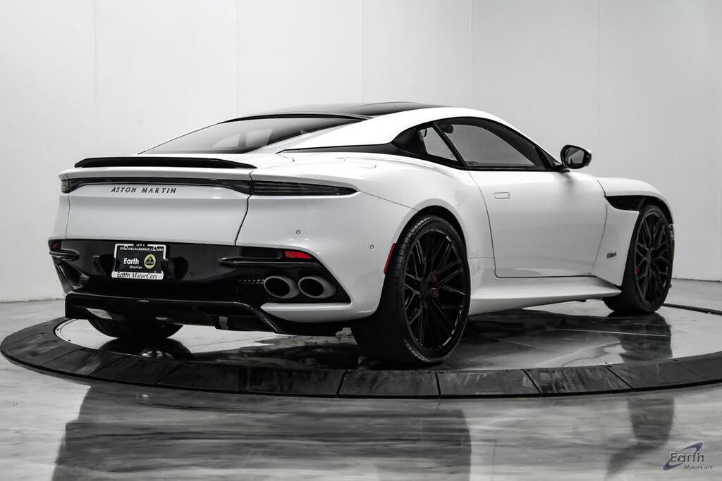 2023 Aston Martin DBS Superleggera Coupe RWD photo 18