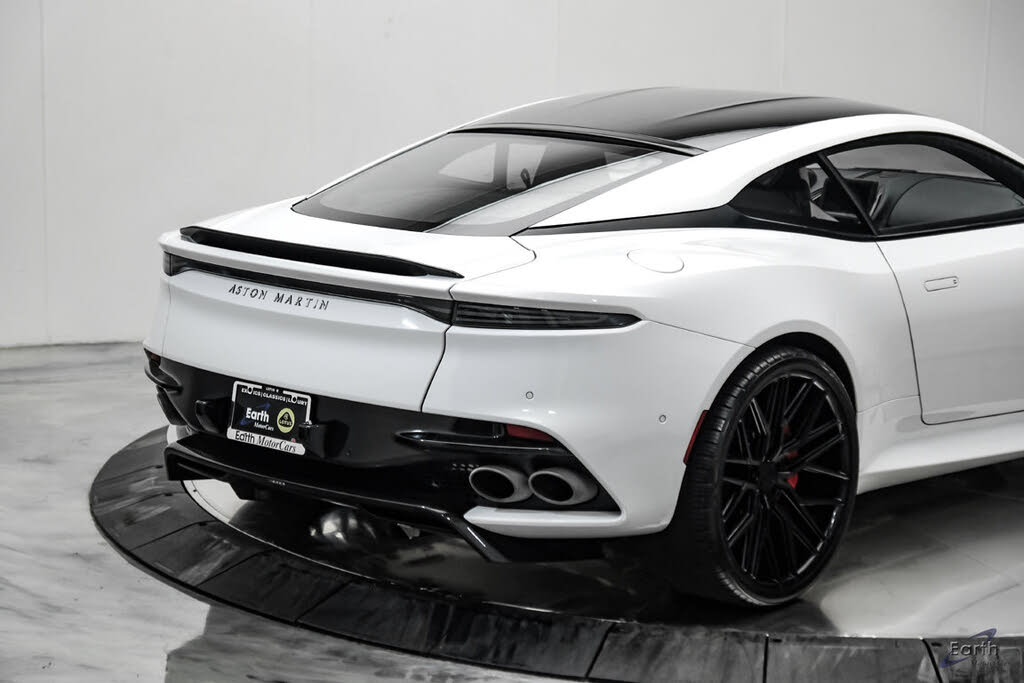 2023 Aston Martin DBS Superleggera Coupe RWD photo 20