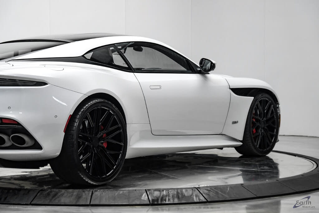 2023 Aston Martin DBS Superleggera Coupe RWD photo 21