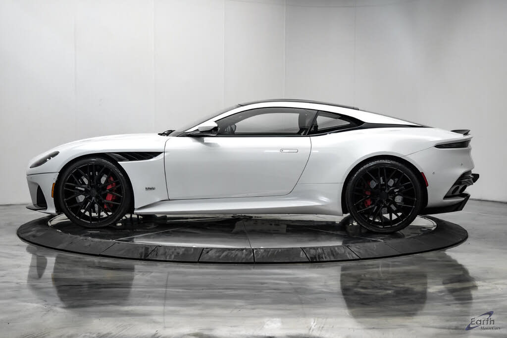 2023 Aston Martin DBS Superleggera Coupe RWD photo 7