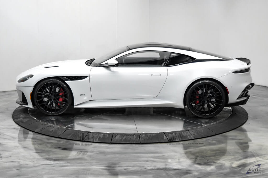 2023 Aston Martin DBS Superleggera Coupe RWD photo 8