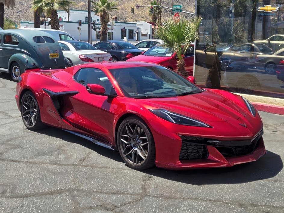 2024 Chevrolet Corvette Z06 2LZ Convertible RWD photo 4