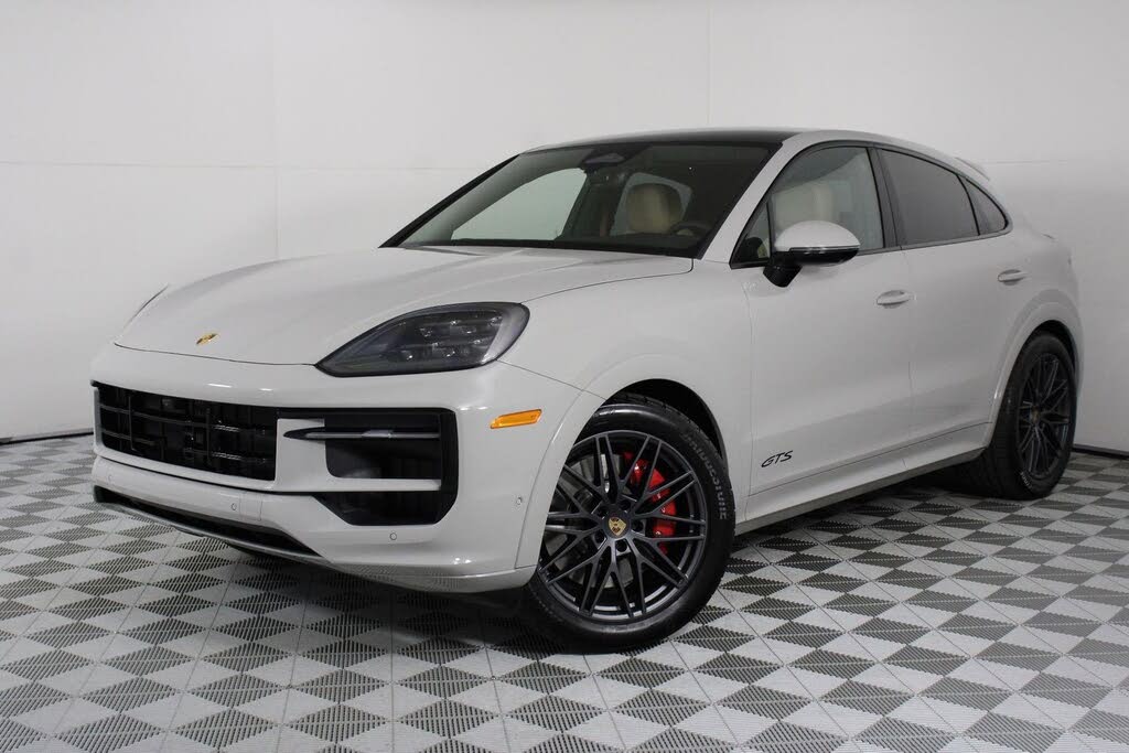2026 Porsche Cayenne Coupe GTS AWD