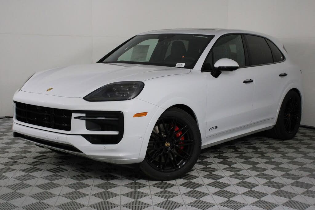 2026 Porsche Cayenne GTS AWD