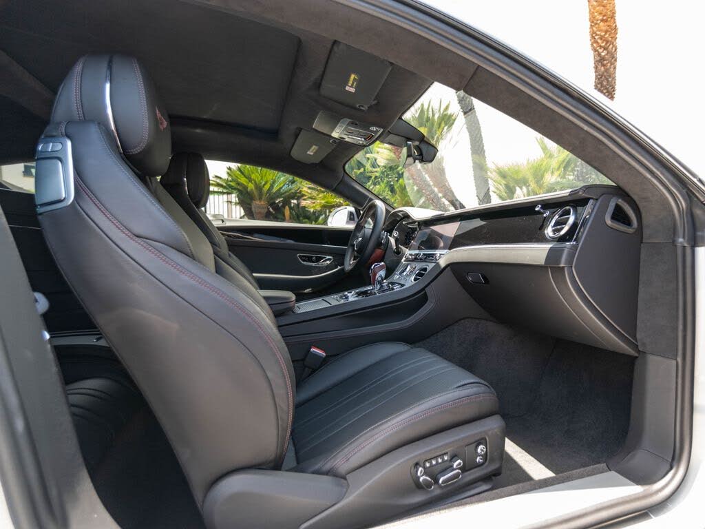2023 Bentley Continental GT V8 AWD photo 17