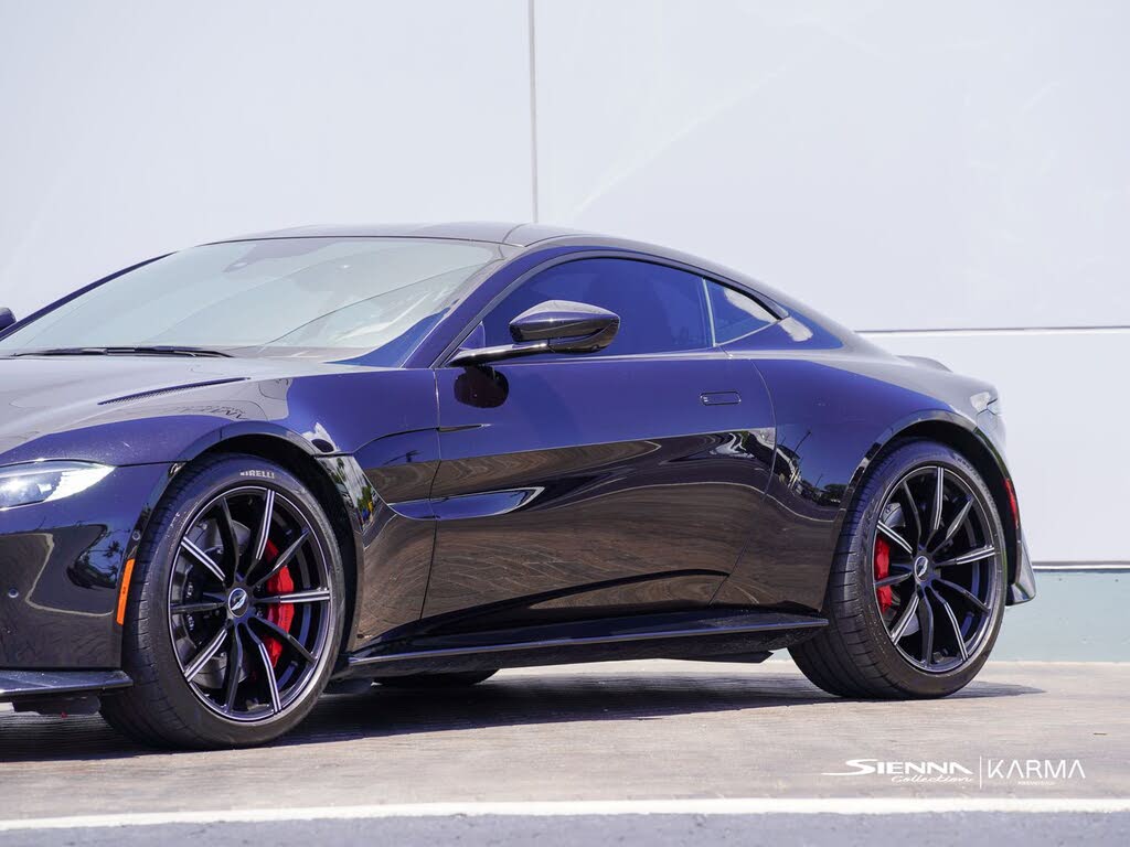 2020 Aston Martin Vantage RWD photo 15